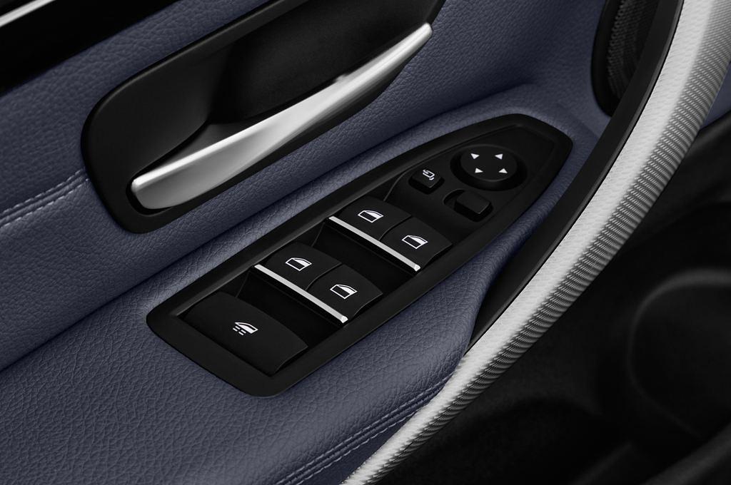 BMW 4 Series (Baujahr 2018) M Sport 2 Türen Bedienungselemente Tür