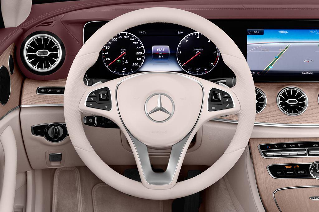 Mercedes E Class (Baujahr 2018) 25th Anniversary 2 Türen Lenkrad