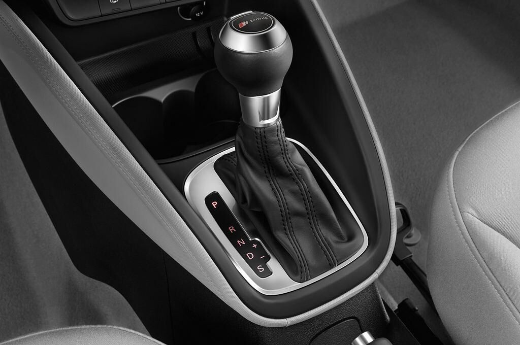 Audi A1 (Baujahr 2011) Ambition 3 Türen Schalthebel