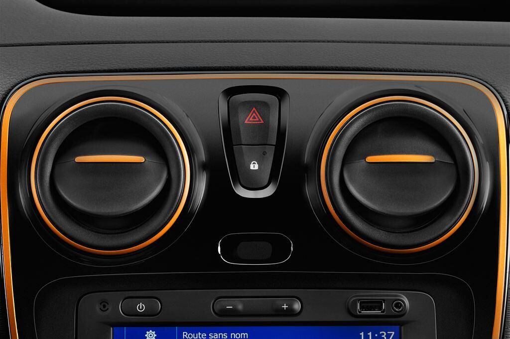 Dacia Dokker (Baujahr 2017) Stepway Celebration 5 Türen Lüftung