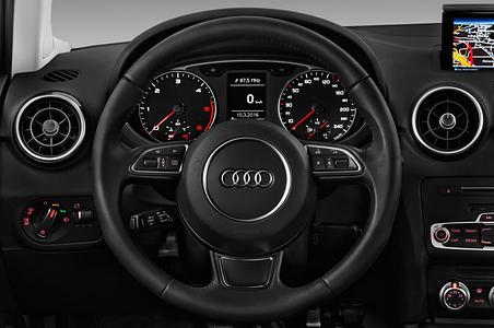 Audi A1 (Baujahr 2016) Sport 3 Türen Lenkrad