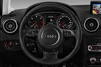 Audi A1 (Baujahr 2016) Sport 3 Türen Lenkrad