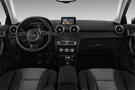 Audi A1 (Baujahr 2016) Sport 3 Türen Cockpit und Innenraum