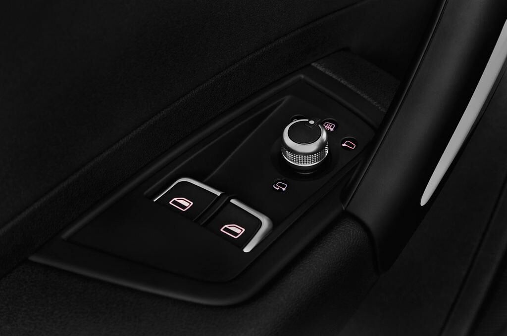 Audi A1 (Baujahr 2016) Sport 3 Türen Bedienungselemente Tür