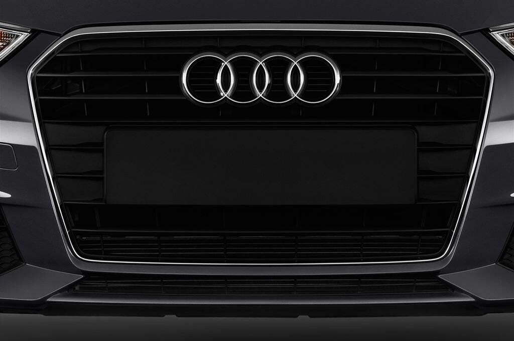 Audi A1 (Baujahr 2016) Sport 3 Türen Kühlergrill und Scheinwerfer