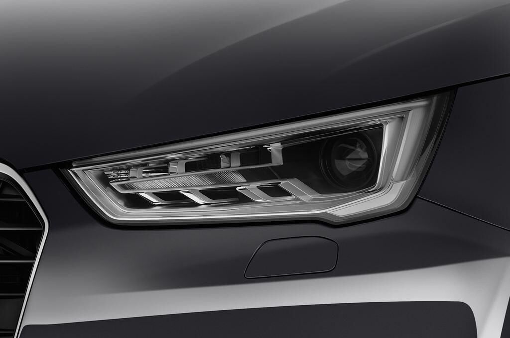 Audi A1 (Baujahr 2016) Sport 3 Türen Scheinwerfer