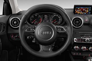 Audi A1 Sportback (Baujahr 2016) - 5 Türen Lenkrad