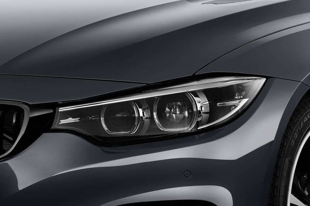 BMW 4 Series (Baujahr 2018) Sport 2 Türen Scheinwerfer