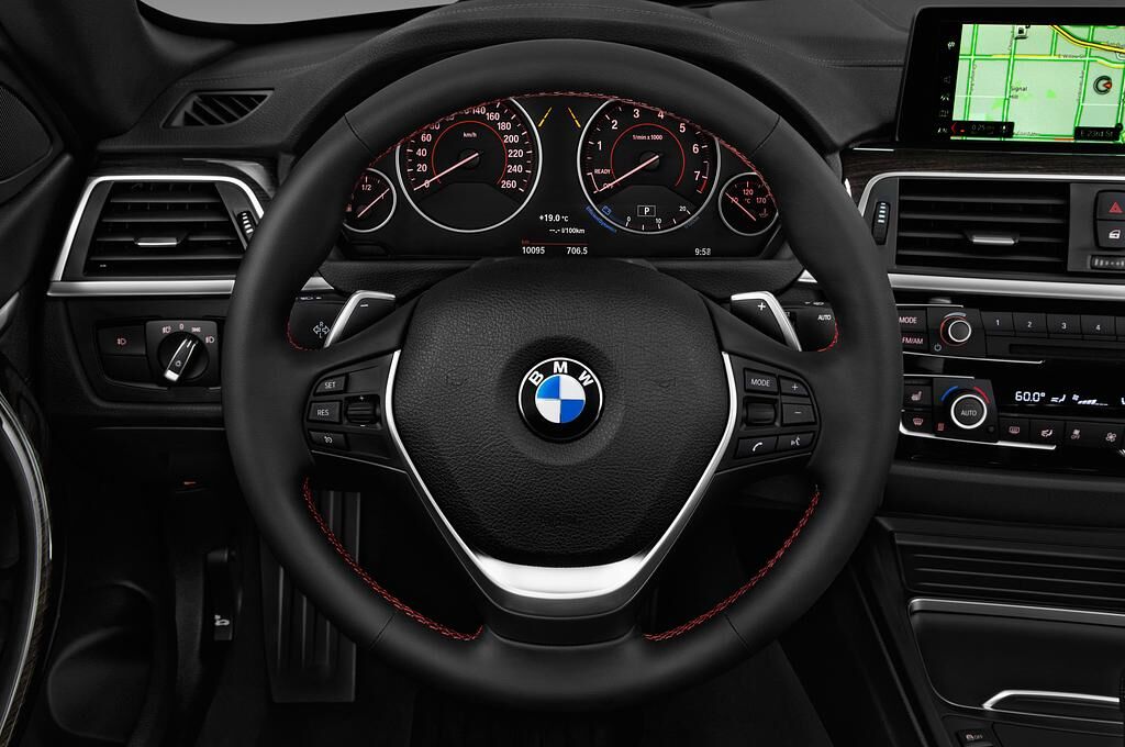 BMW 4 Series (Baujahr 2018) Sport 2 Türen Lenkrad