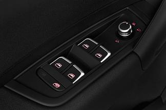 Audi A1 Sportback (Baujahr 2016) - 5 Türen Bedienungselemente Tür