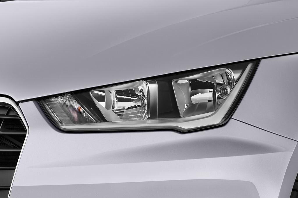 Audi A1 Sportback (Baujahr 2016) - 5 Türen Scheinwerfer