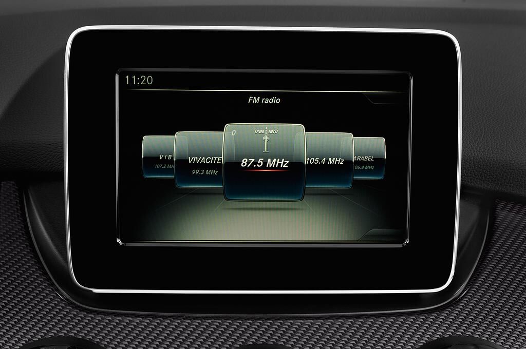 Mercedes B Class Sports Tourer (Baujahr 2018) - 5 Türen Radio und Infotainmentsystem