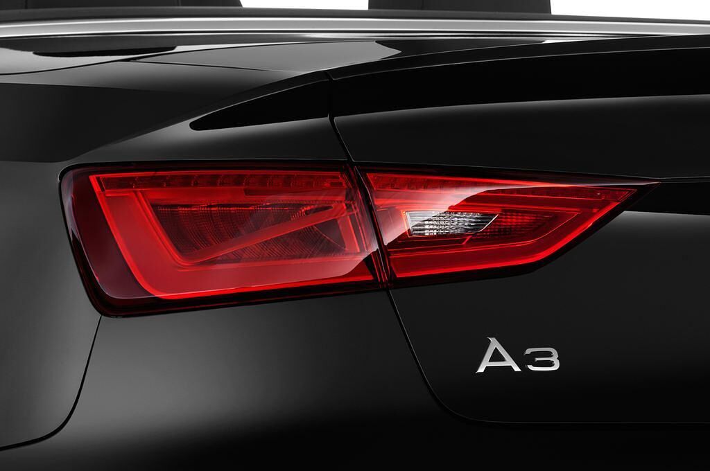 Audi A3 (Baujahr 2015) 1.8 Tfsi S Tronic Attraction 2 Türen Rücklicht
