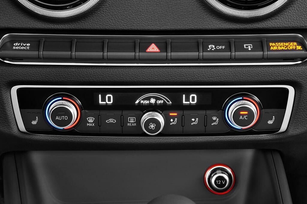 Audi A3 (Baujahr 2015) 1.8 Tfsi S Tronic Attraction 2 Türen Temperatur und Klimaanlage