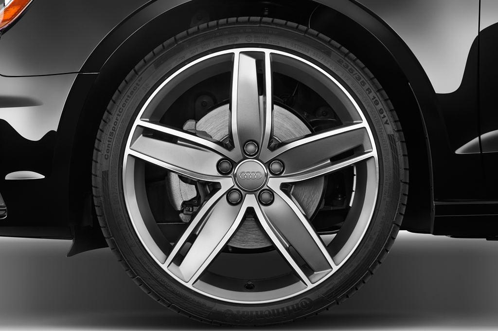 Audi A3 (Baujahr 2015) 1.8 Tfsi S Tronic Attraction 2 Türen Reifen und Felge