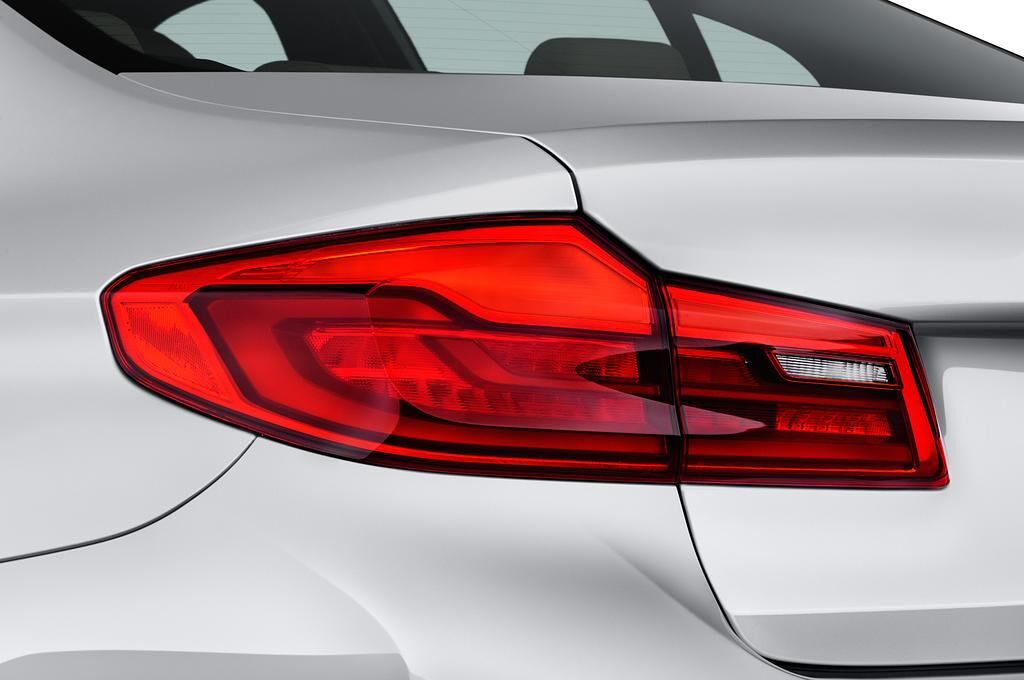 BMW 5 Series (Baujahr 2018) Sport 4 Türen Rücklicht