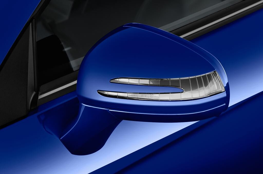 Mercedes SLC (Baujahr 2018) 180 2 Türen Außenspiegel