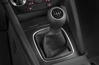 Audi A3 (Baujahr 2011) - 3 Türen Schalthebel