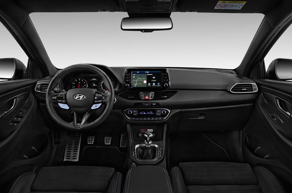 Hyundai i30 N (Baujahr 2018) Performance 5 Türen Cockpit und Innenraum