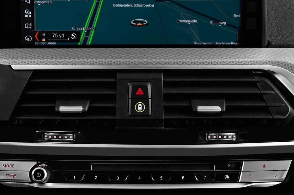 BMW X3 (Baujahr 2018) - 5 Türen Lüftung