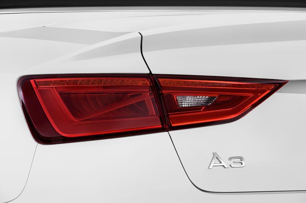 Audi A3 (Baujahr 2015) Ambition 2 Türen Rücklicht