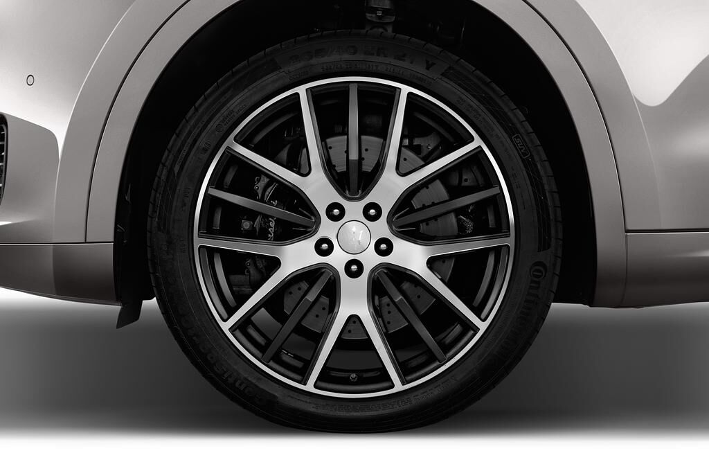Maserati Levante (Baujahr 2018) - 5 Türen Reifen und Felge