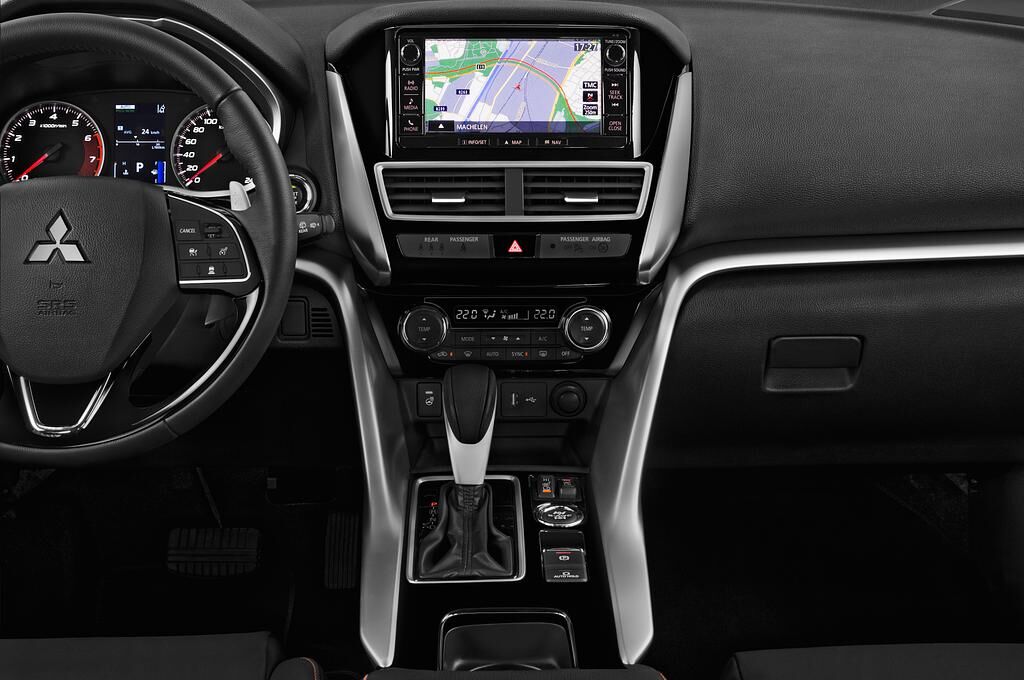 Mitsubishi Eclipse Cross (Baujahr 2018) Plus 5 Türen Mittelkonsole