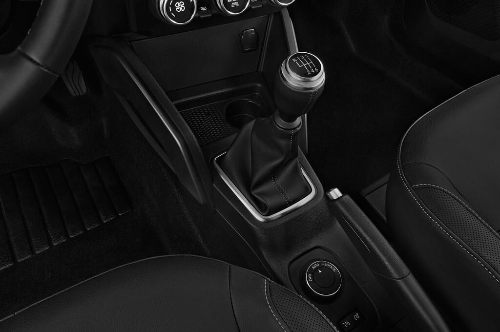 Dacia Duster (Baujahr 2018) Prestige 5 Türen Schalthebel