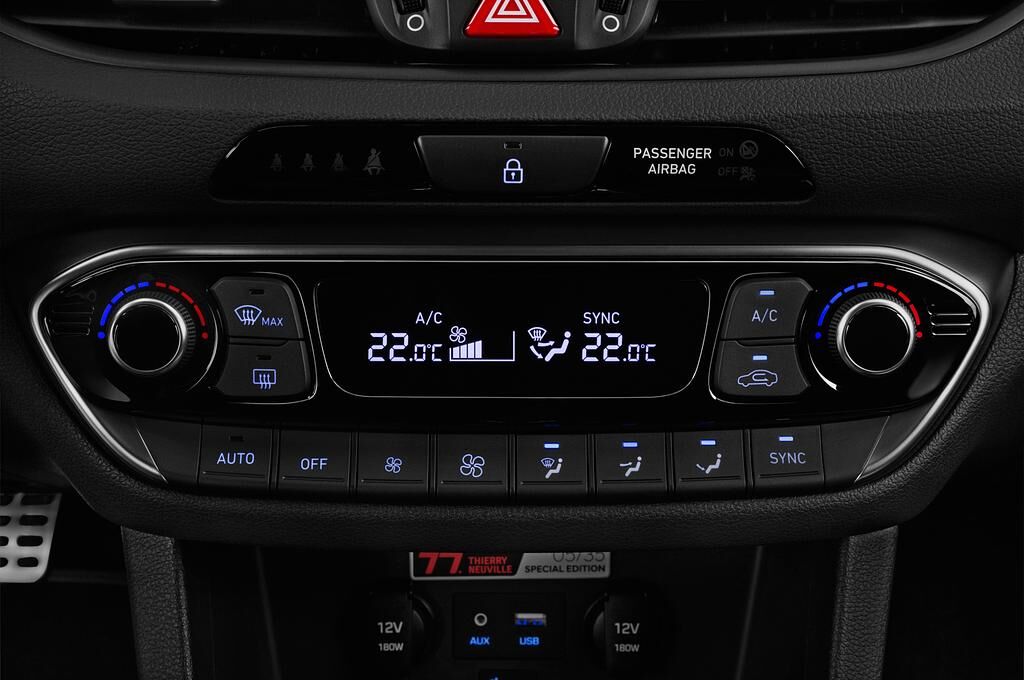Hyundai i30 N (Baujahr 2018) Performance 5 Türen Temperatur und Klimaanlage