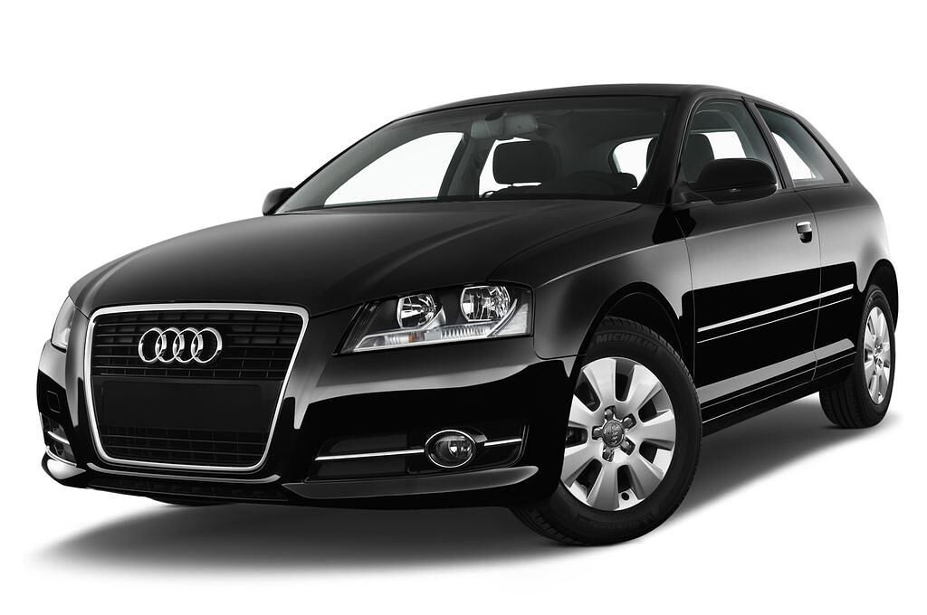 Audi A3 (Baujahr 2013) Ambition 3 Türen seitlich vorne mit Felge