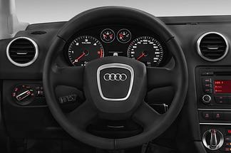 Audi A3 (Baujahr 2013) Ambition 3 Türen Lenkrad
