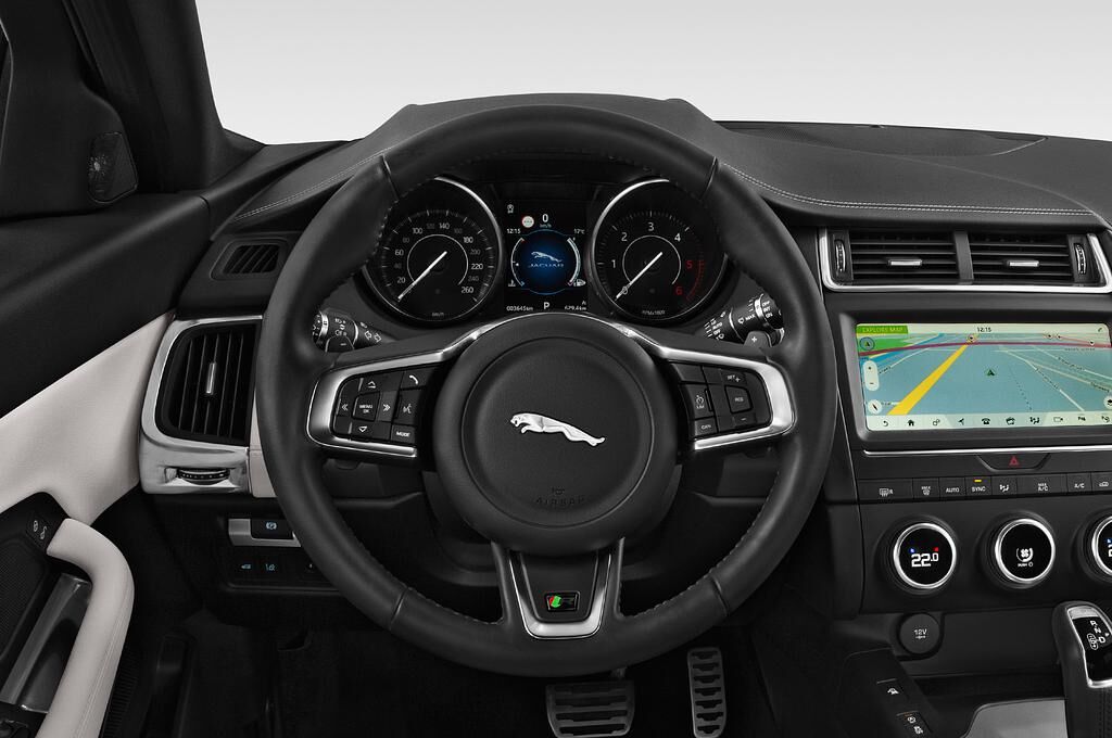 Jaguar E-Pace (Baujahr 2018) R Dynamic 5 Türen Lenkrad