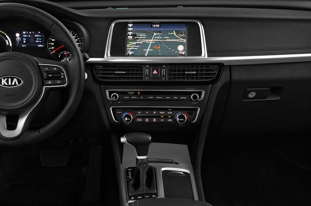 KIA Optima Sportwagon PHEV (Baujahr 2018) Spirit 5 Türen Mittelkonsole