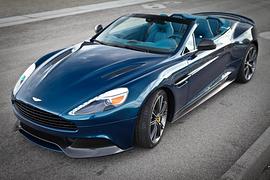 Aston Martin Vanquish Volante - Open Air Konzert