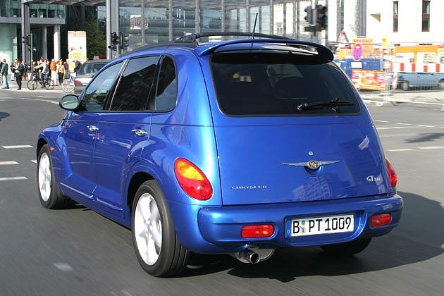 Sicherlich nicht jedermanns Sache: Heckspoiler und die getönten Scheiben