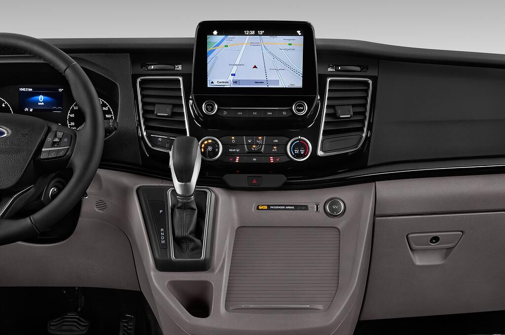 Ford Tourneo Custom (Baujahr 2018) Sport 5 Türen Mittelkonsole