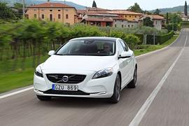 Volvo V40 D2 - Safety first