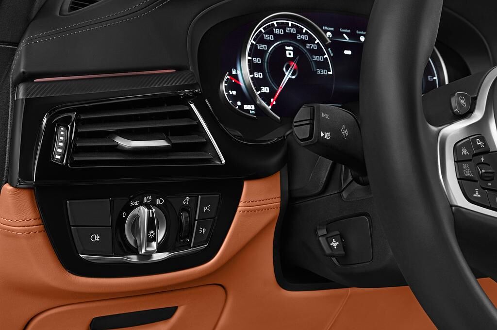BMW M5 (Baujahr 2018) - 4 Türen Lüftung
