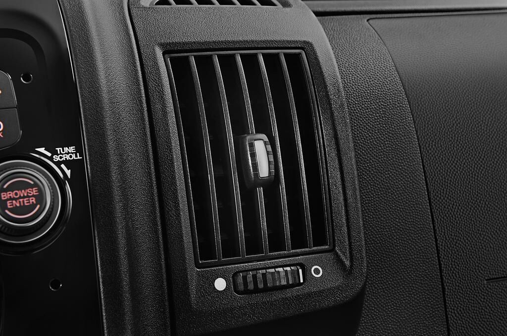 Citroen Jumper Combi (Baujahr 2018) Shine 4 Türen Lüftung