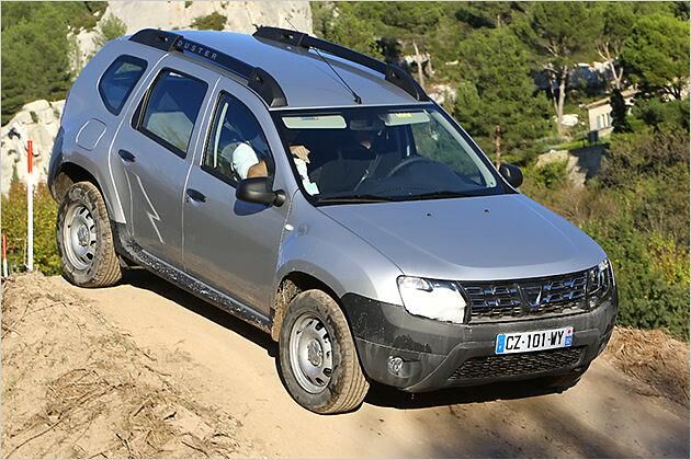 Der preiswerteste Duster kostet 10.490 Euro, exakt 8.000 Euro teurer ist der 110-PS-Diesel mit Allrad in der Topausstattung namens Prestige