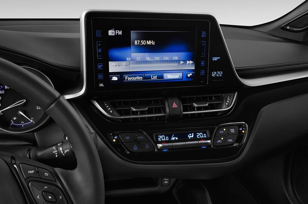 Toyota C-HR (Baujahr 2018) Team Deutschland 5 Türen Radio und Infotainmentsystem