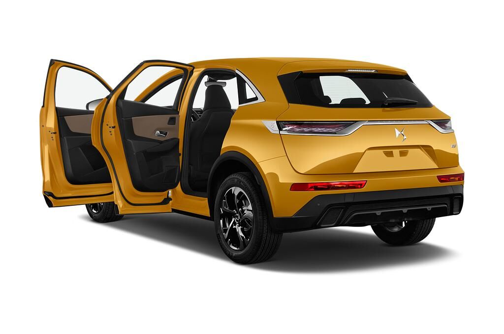 DS DS7 Crossback (Baujahr 2018) Be Chic 5 Türen Tür geöffnet