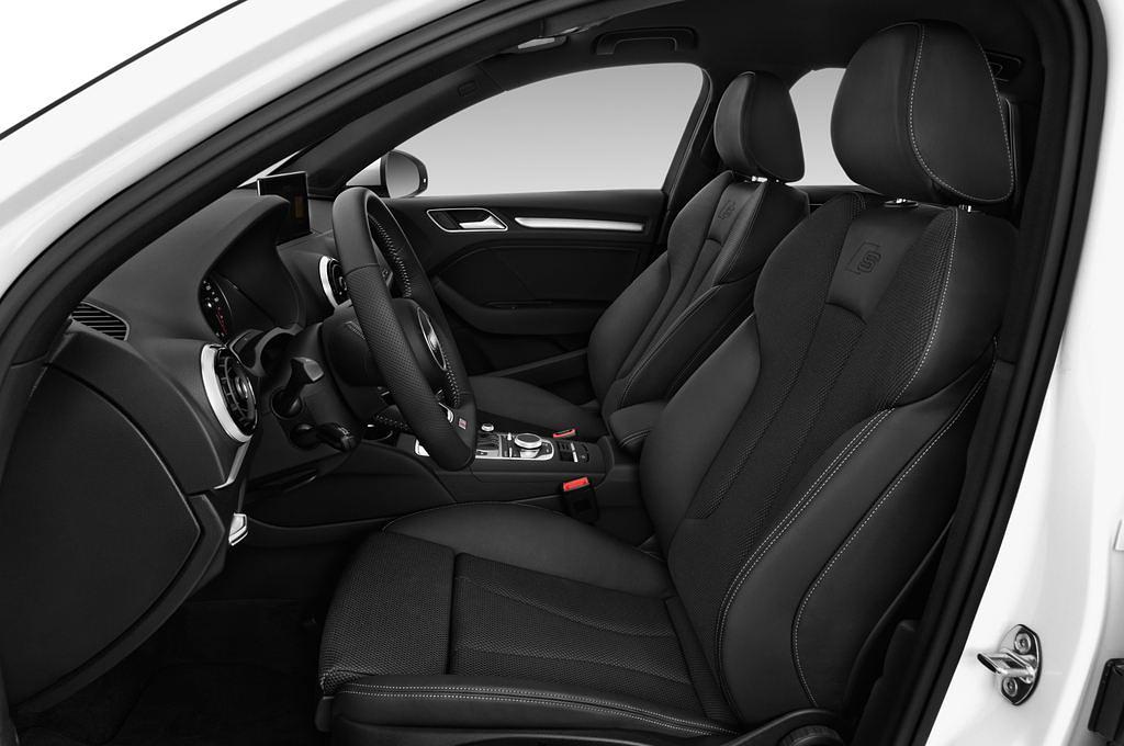 Audi A3 (Baujahr 2017) - 4 Türen Vordersitze