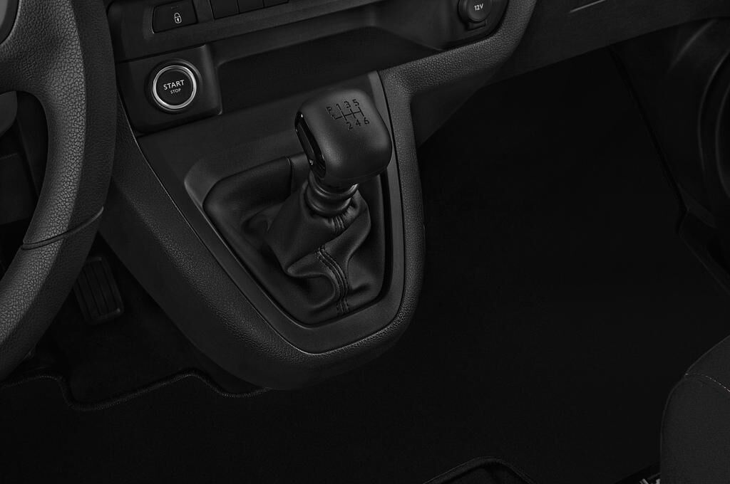 Toyota Proace Verso (Baujahr 2018) Executive 5 Türen Schalthebel