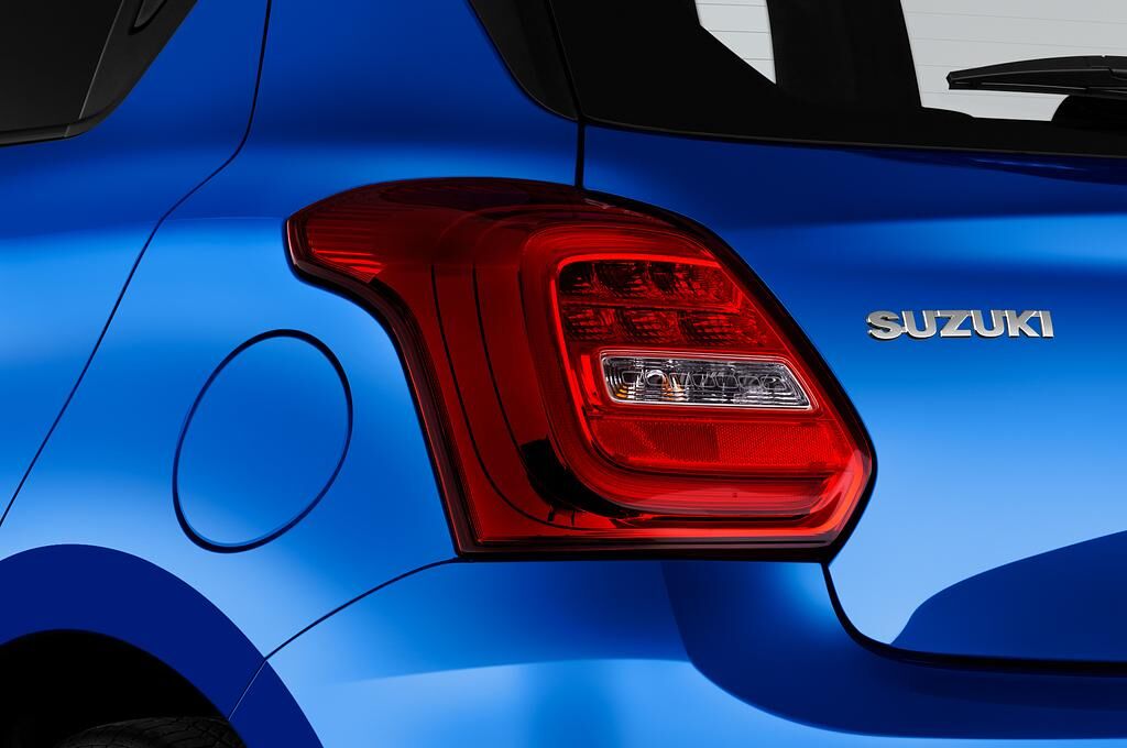 Suzuki Swift Sport (Baujahr 2018) Base 5 Türen Rücklicht