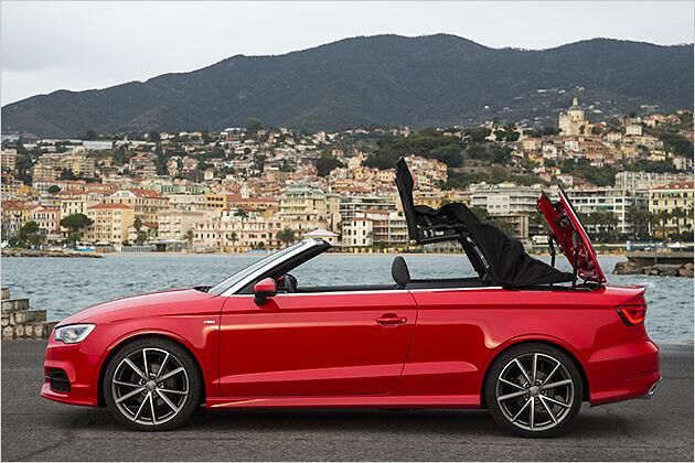 Zum Öffnen legt sich das Verdeck z-förmig zusammen und verschwindet unter einem Deckel