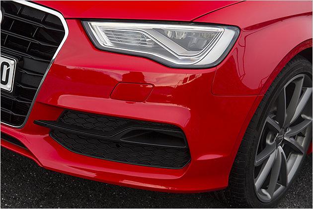 Optional bietet Audi LED-Scheinwerfer an