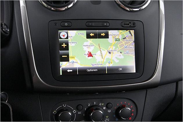 Einen dicken Pluspunkt gibt es für das einfach zu bedienende Multimediasystem