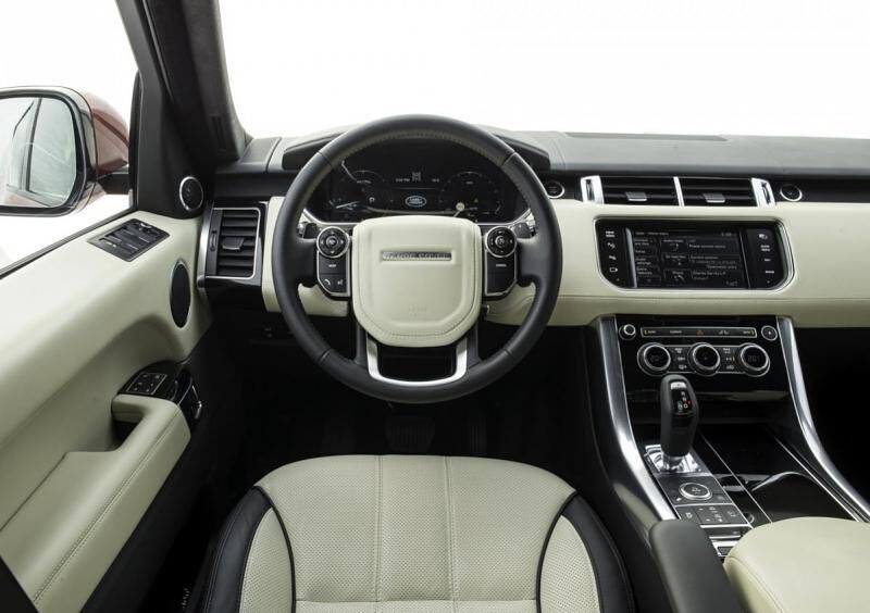 Range Rover Sport SD V8 Modelljahr 2014 - das aufgeräumte und edle Cockpit