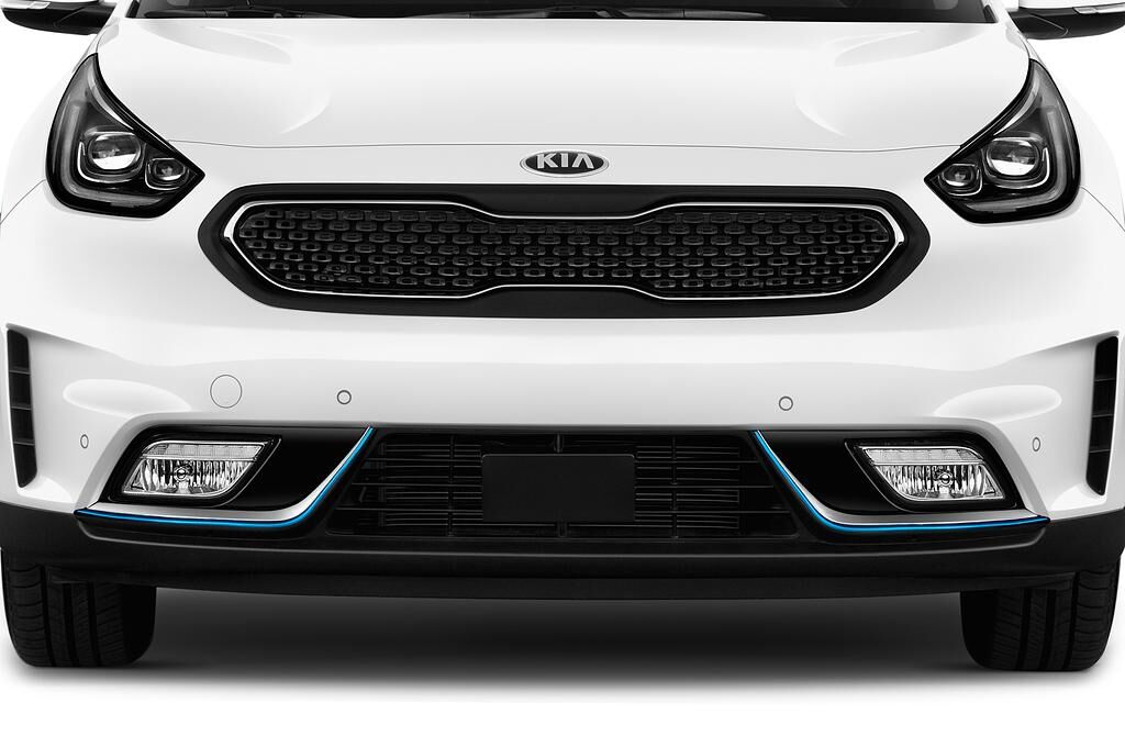 KIA Niro Plug-in Hybrid (Baujahr 2018) Spirit 5 Türen Kühlergrill und Scheinwerfer